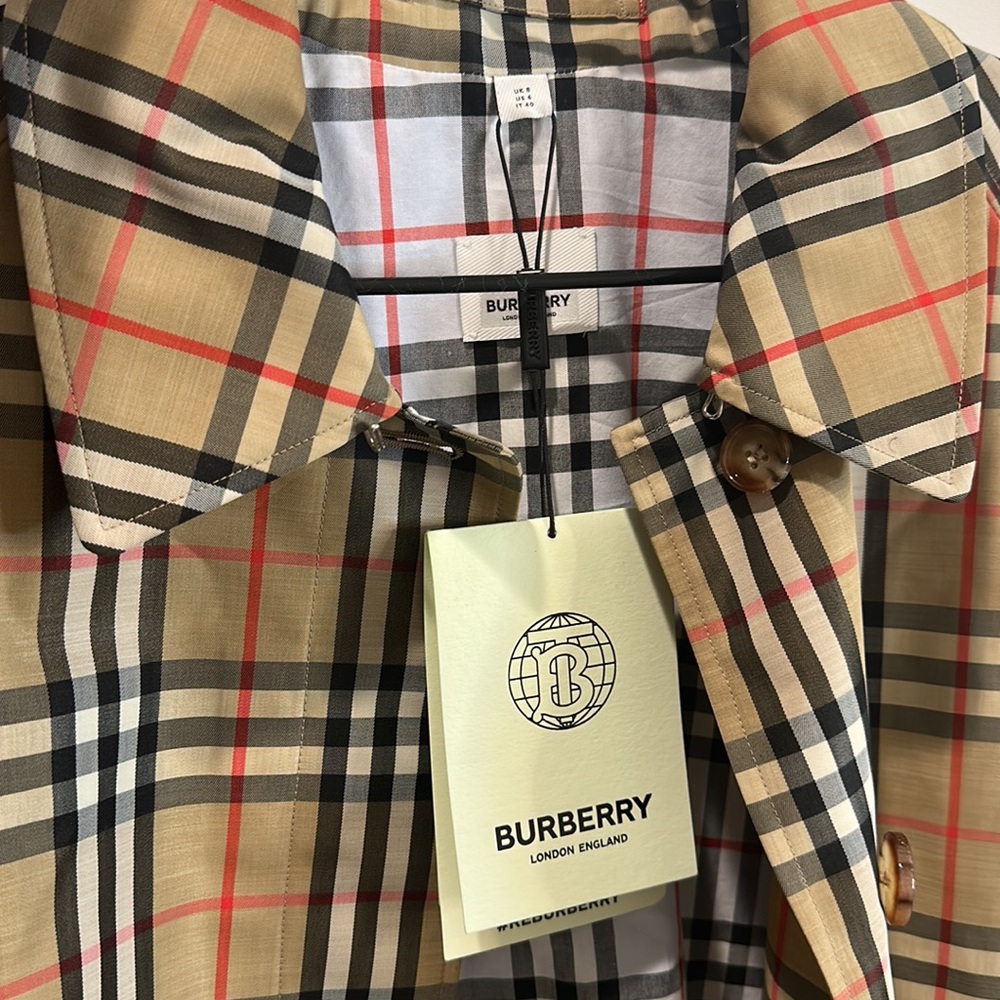 BRAND NEW Burberry Car Coat
